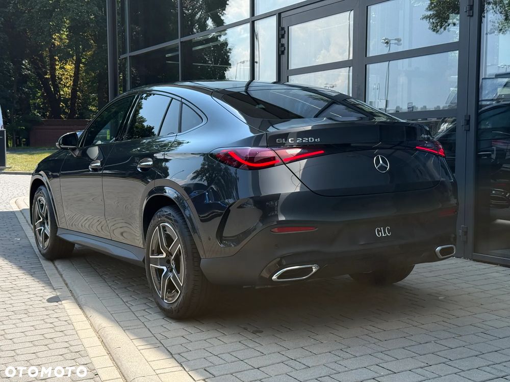 Mercedes-Benz GLC 220 d mHEV 4-Matic AMG Line - 4