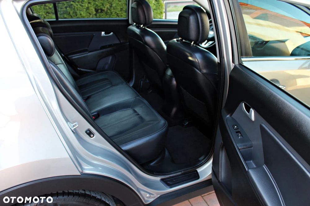 Kia Sportage 2.0 CRDI 184 4WD Automatik Spirit - 14