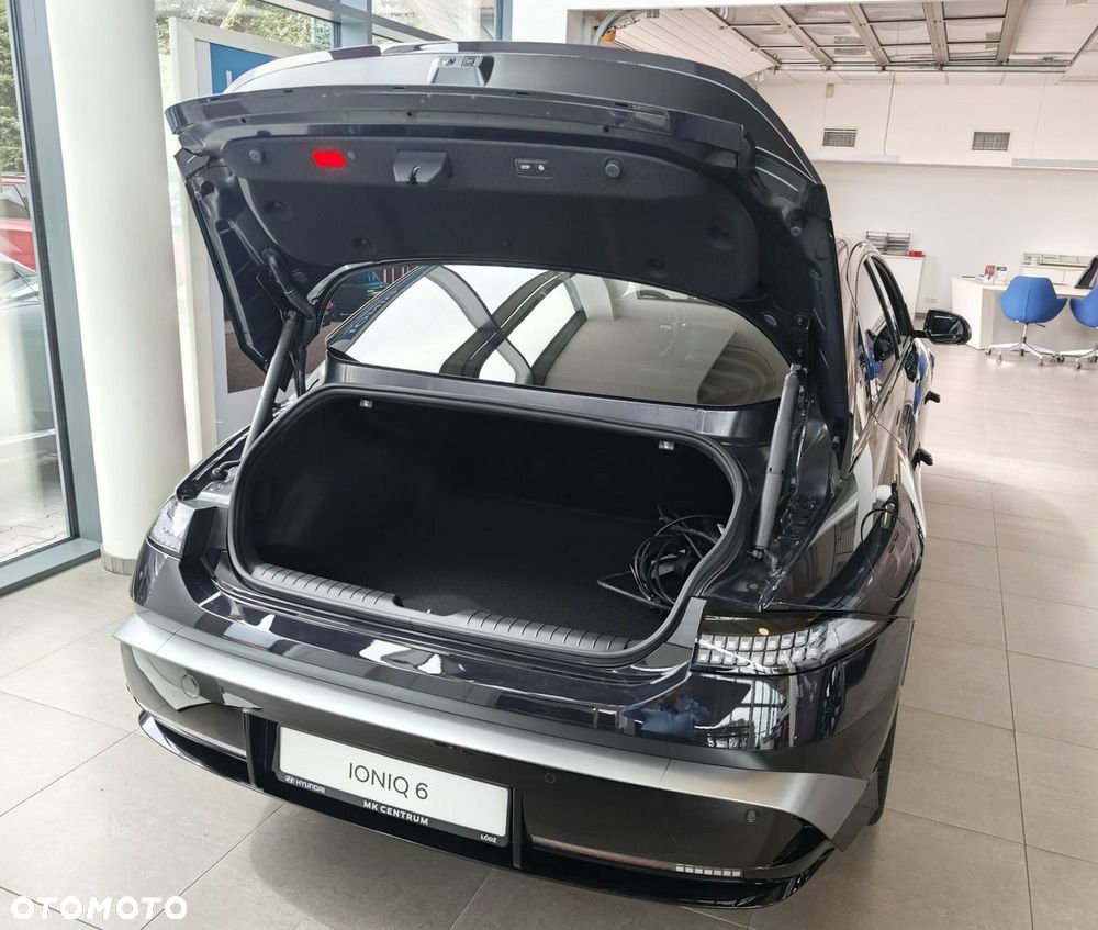 Hyundai IONIQ 6 - 8