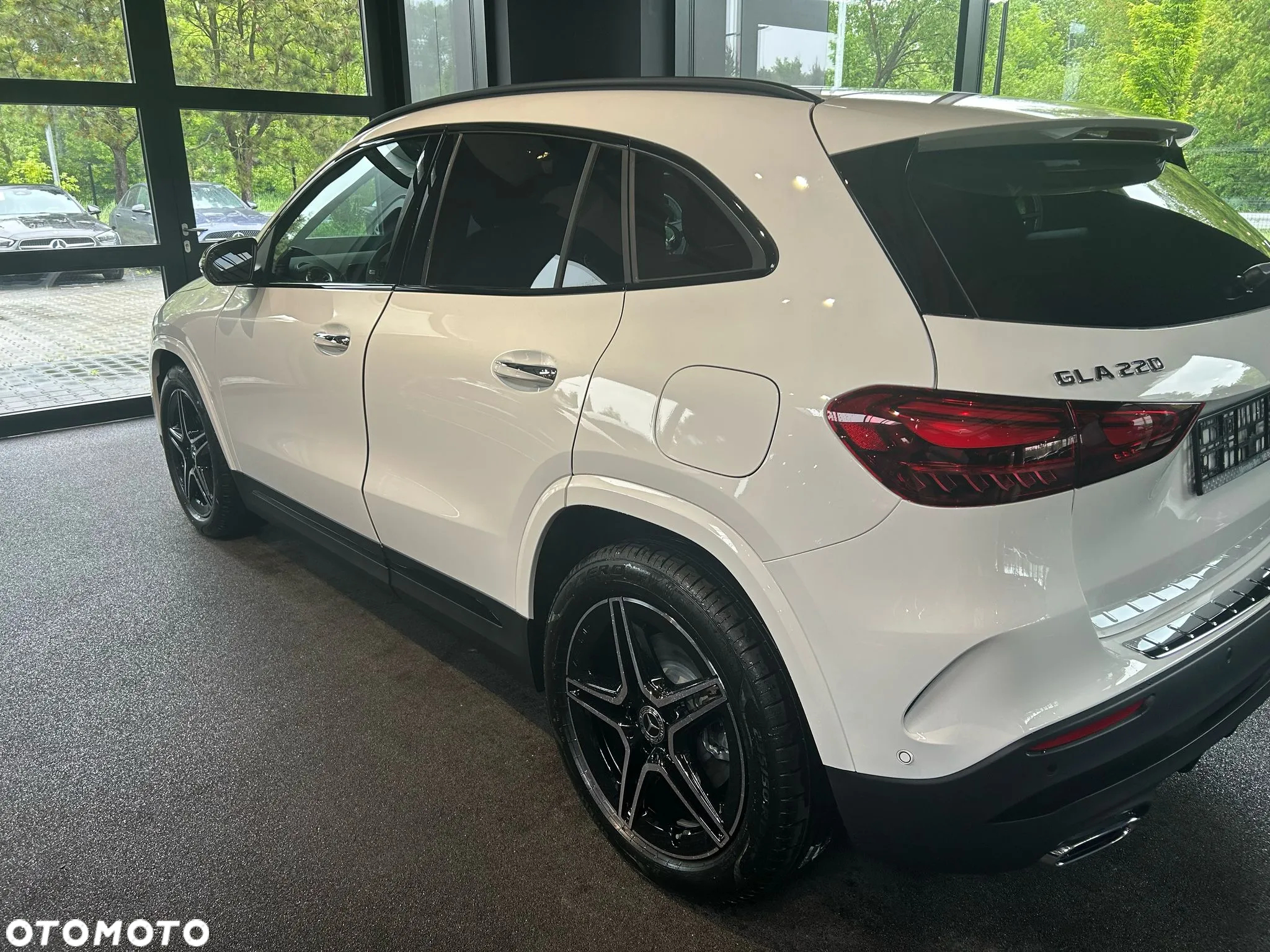Mercedes-Benz GLA 250 4-Matic AMG Line - 4
