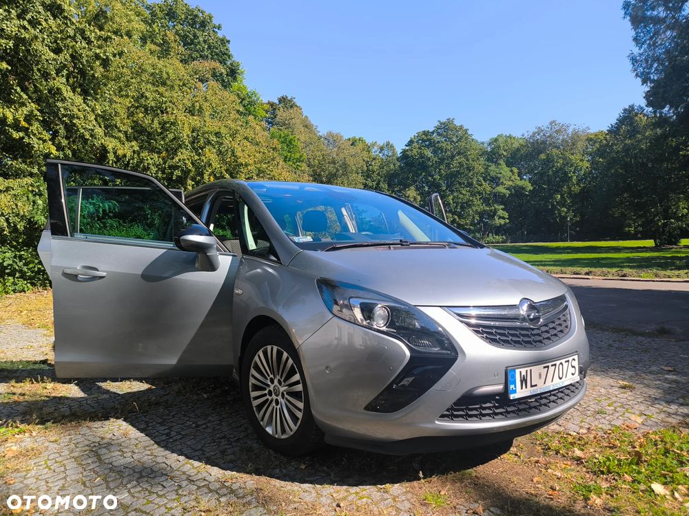 Opel Zafira 2015 photo 2