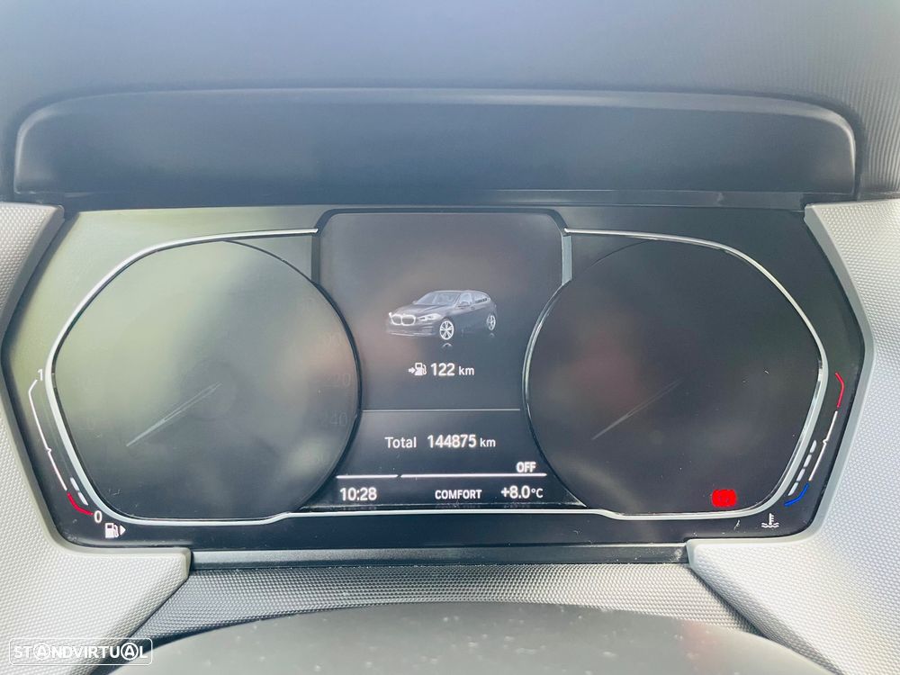 BMW 116 i Aut. Luxury Line - 17