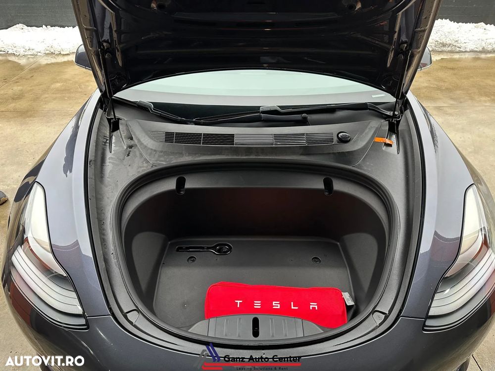 Tesla Model 3 Standard Reichweite Plus Hinterradantrieb - 41