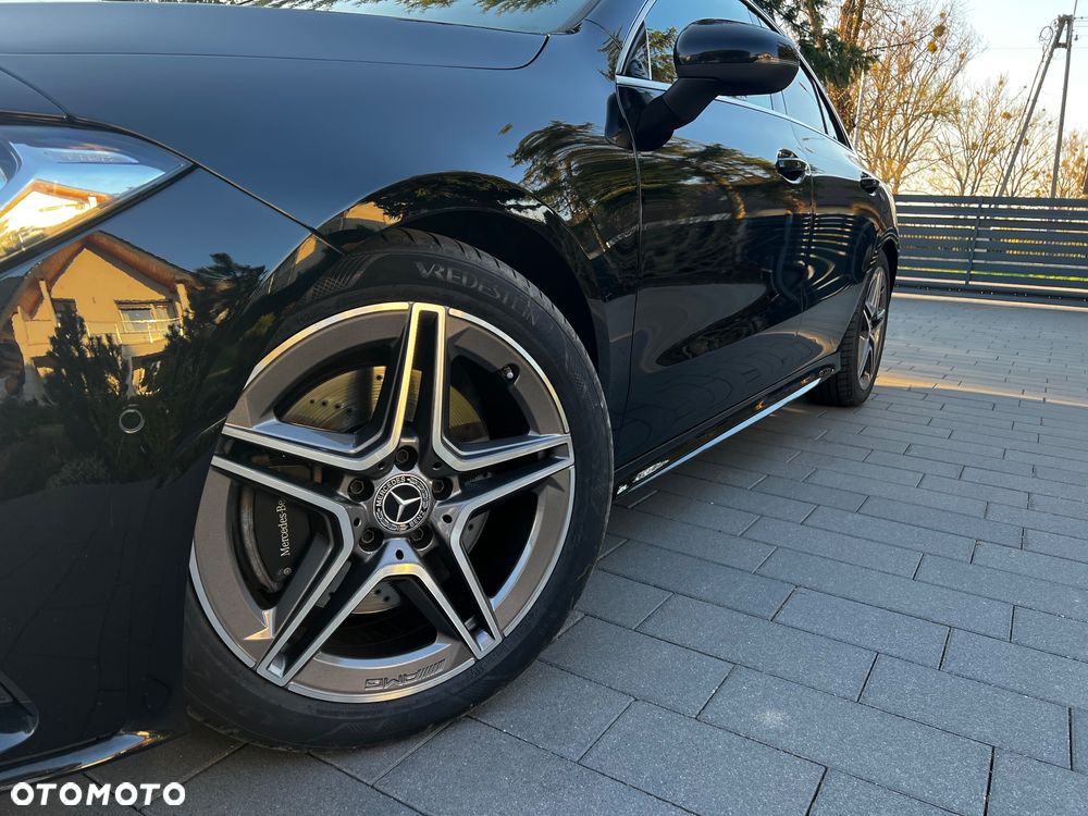 Mercedes-Benz CLA 220 d AMG Line 8G-DCT - 11