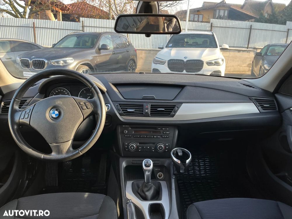 BMW X1 xDrive18d - 9