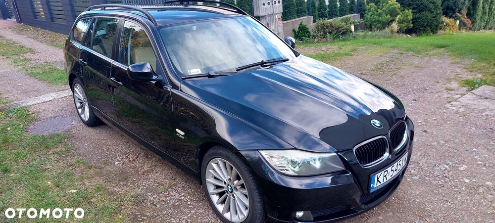 BMW Seria 3 320d xDrive DPF - 12