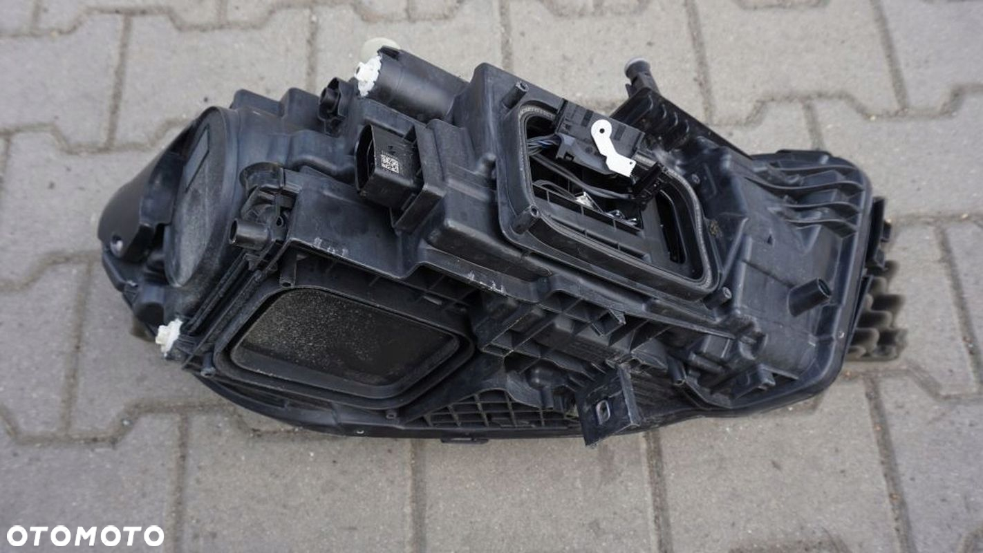 MERCEDES A W 177 - LAMPA LEWA PRZÓD LED PERFORMANCE - 4
