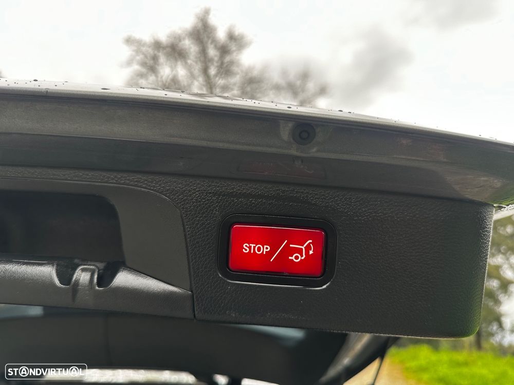 Mercedes-Benz GLC 220 d 4Matic 9G-TRONIC AMG Line - 48