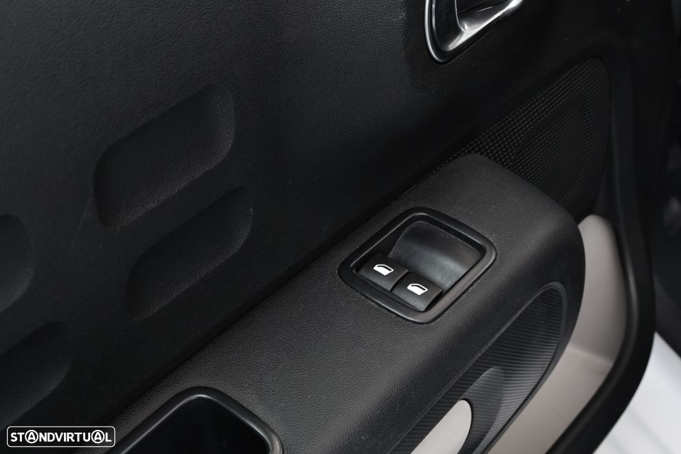 Citroën C3 1.5 BlueHDi C-Series - 23