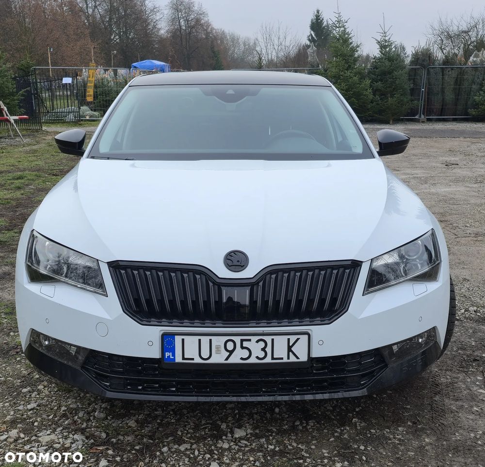 Skoda Superb 2.0 TDI Style DSG - 2