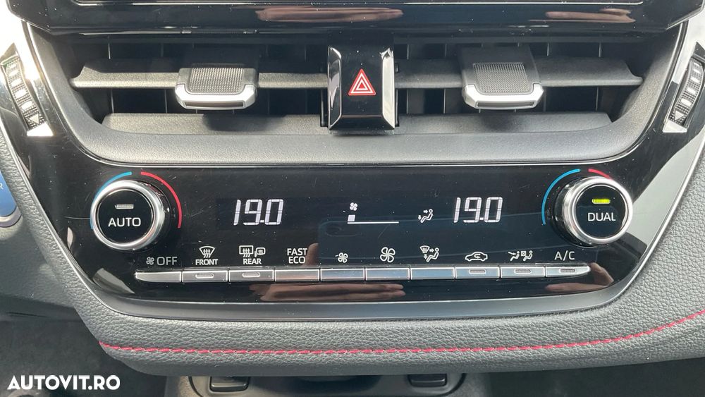 Toyota Corolla 1.8 HSD Exclusive - 25