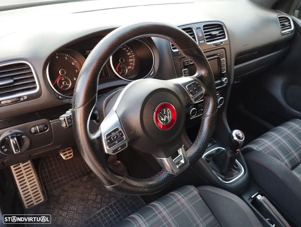 VW Golf 2.0 TSi GTI - 13