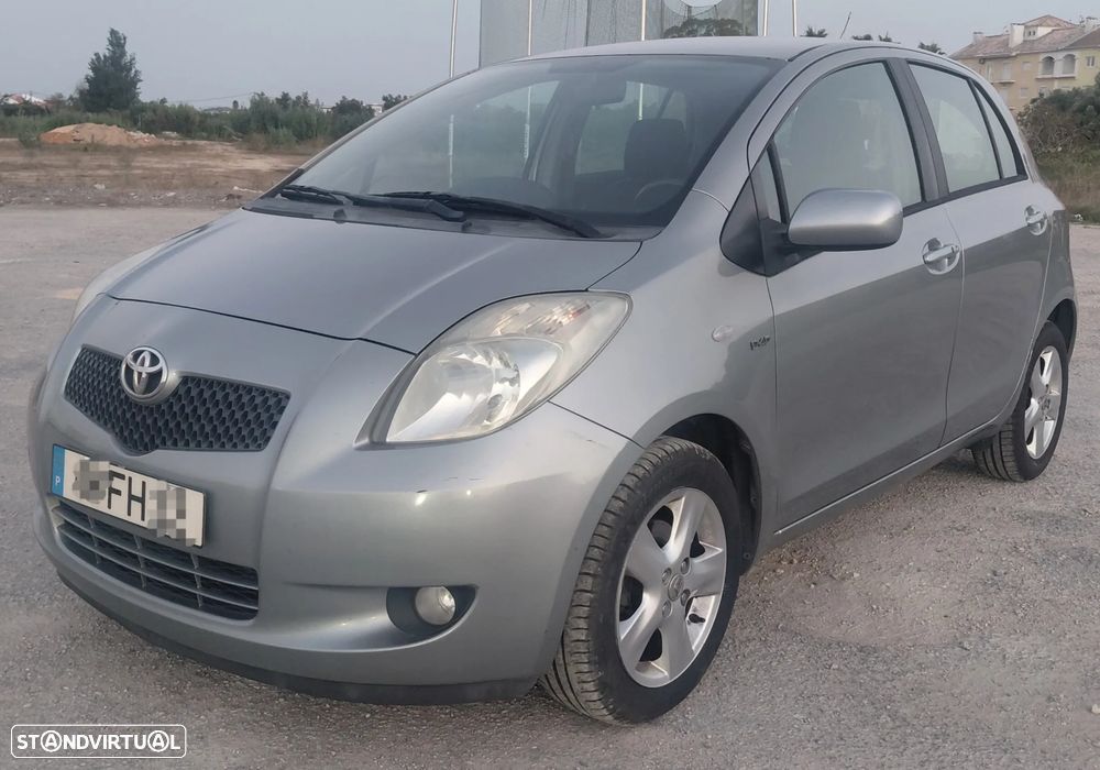 Toyota Yaris 1.4 D-4D Sol High Pack - 1