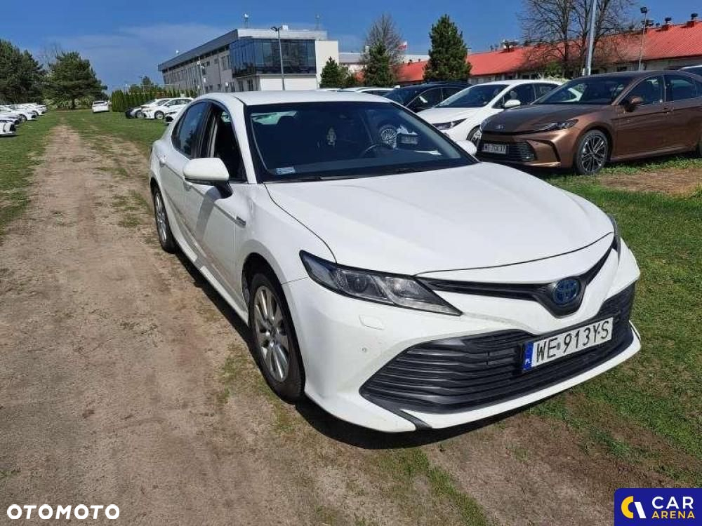 Toyota Camry - 6