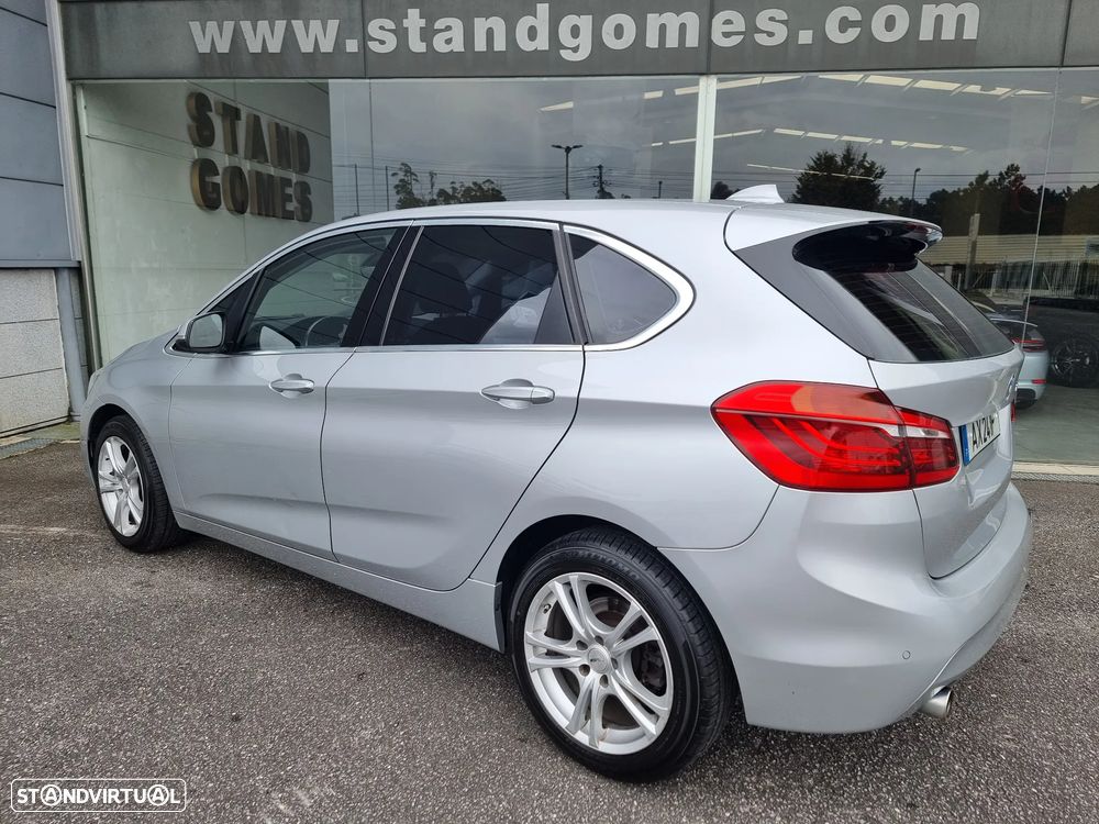BMW 218 Active Tourer d Auto - 4