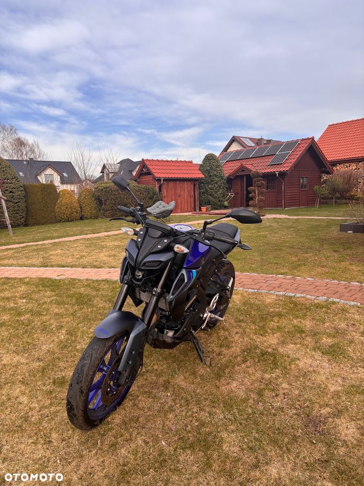 Yamaha MT - 3