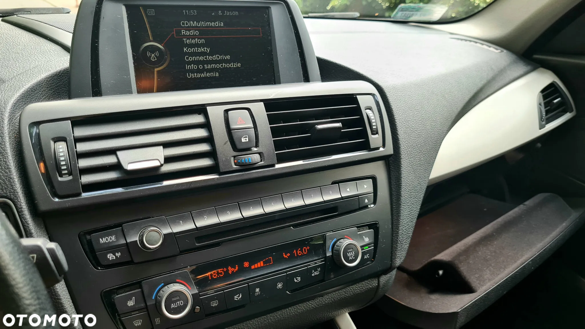 BMW Seria 1 116i - 9