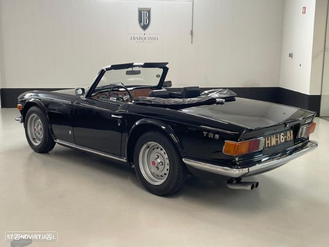 Triumph TR6 - 3