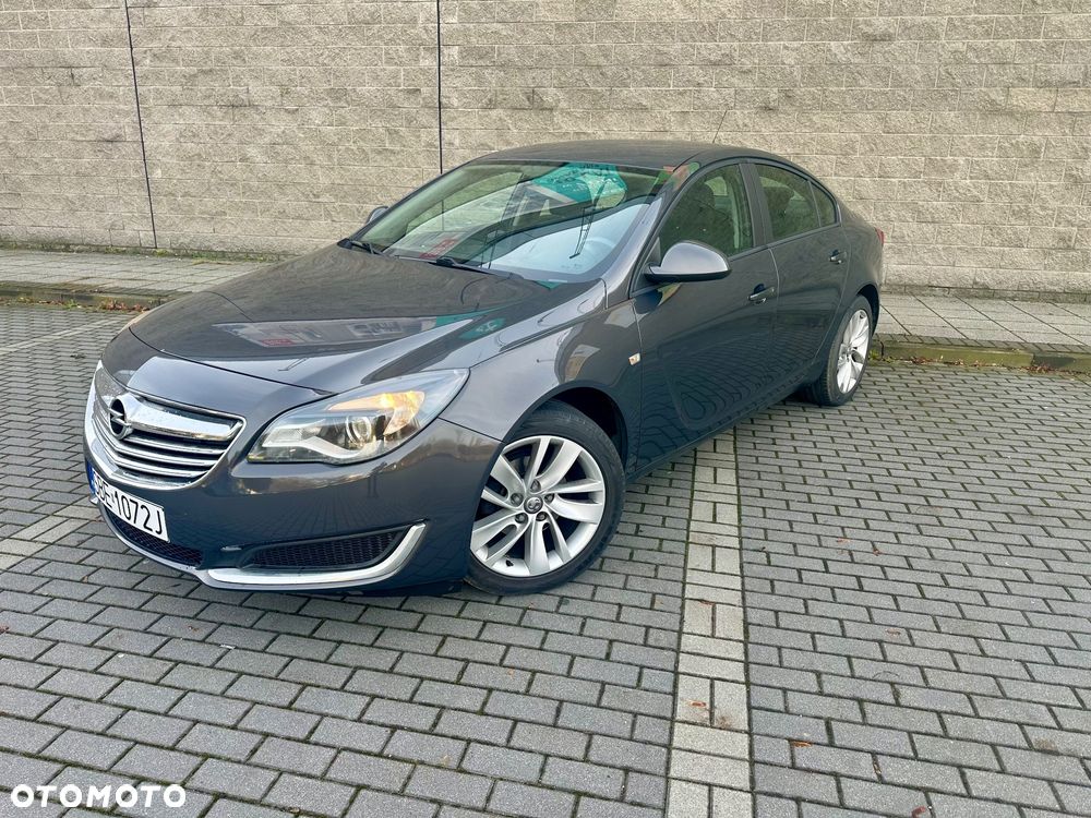 Opel Insignia - 1