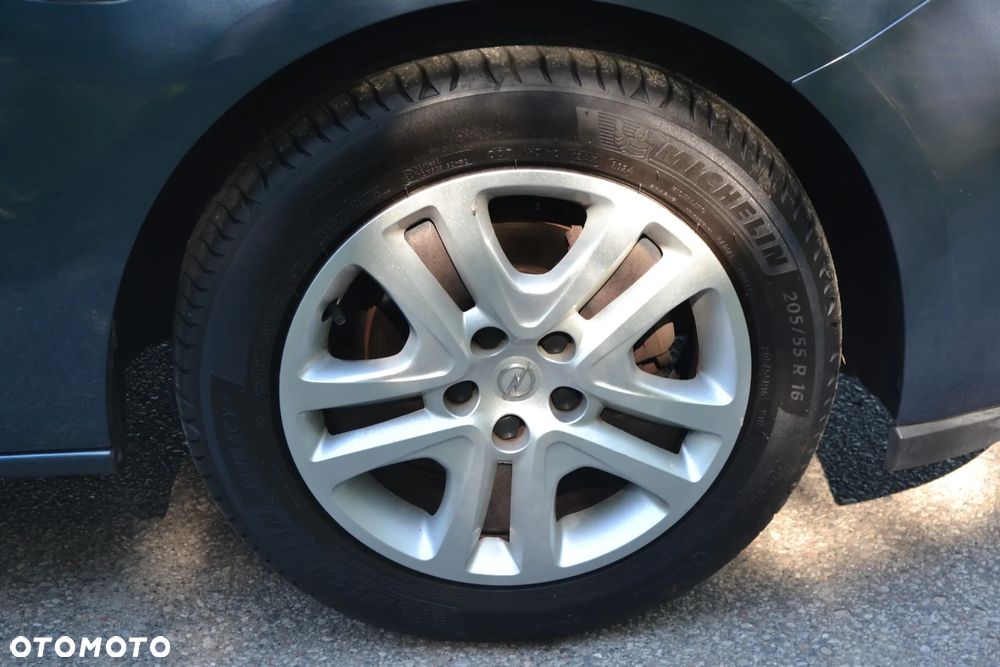 Opel Astra 1.4 Turbo Edition - 9