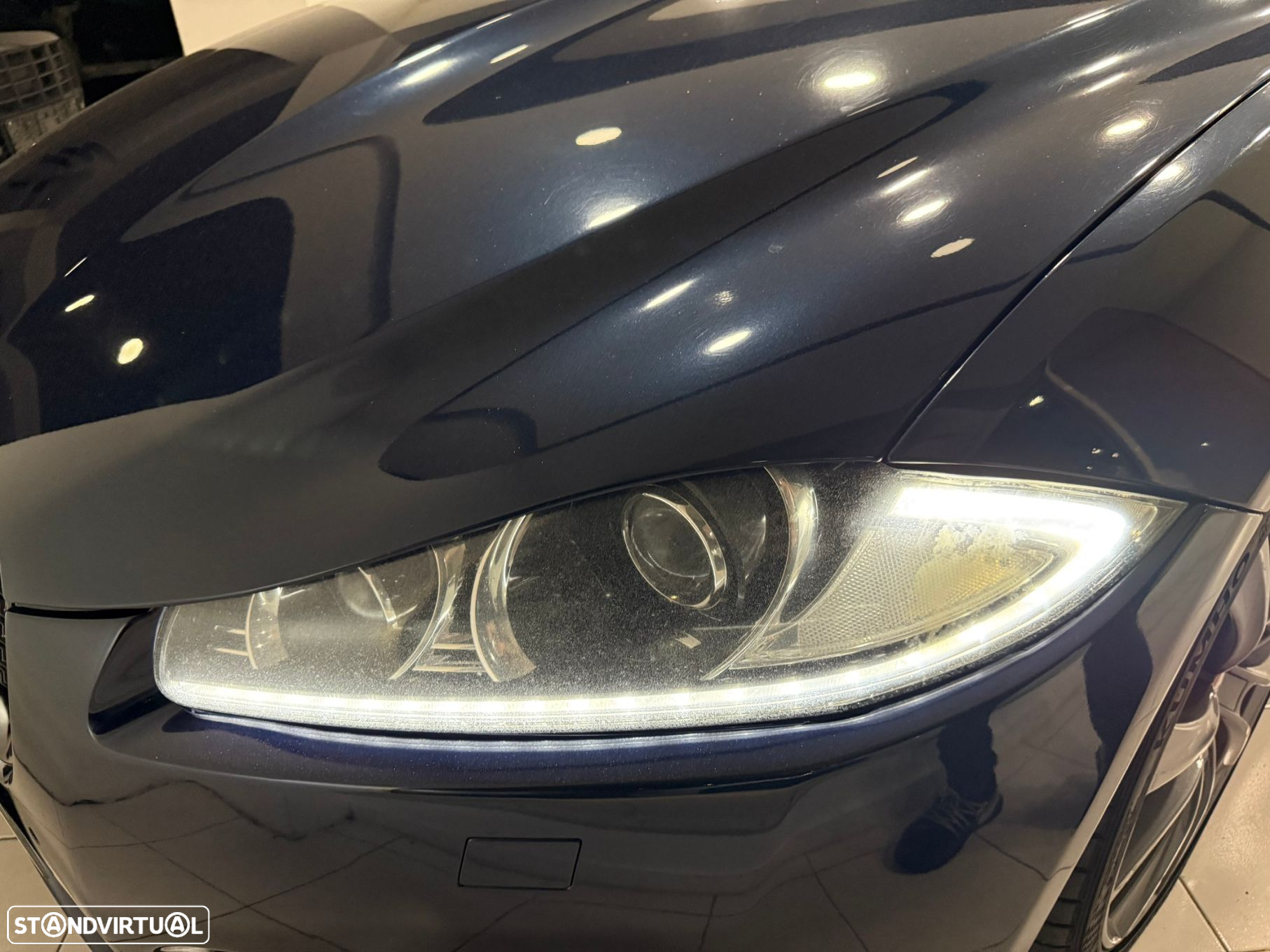 Jaguar XF 2.2 D Premium Luxury - 12