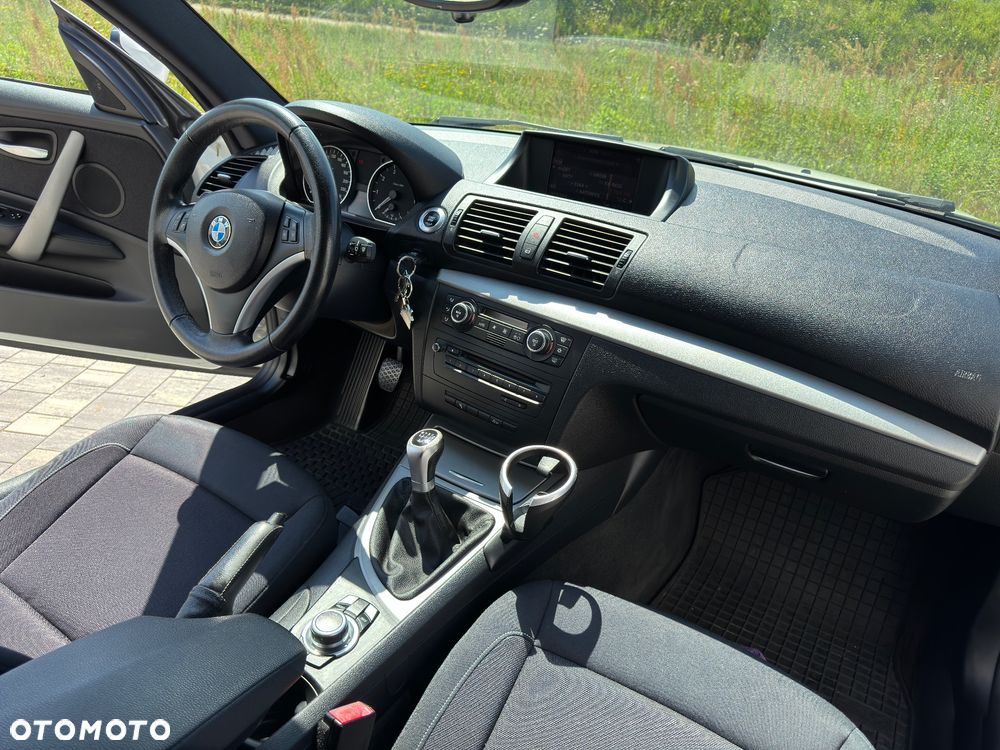 BMW Seria 1 118i - 14