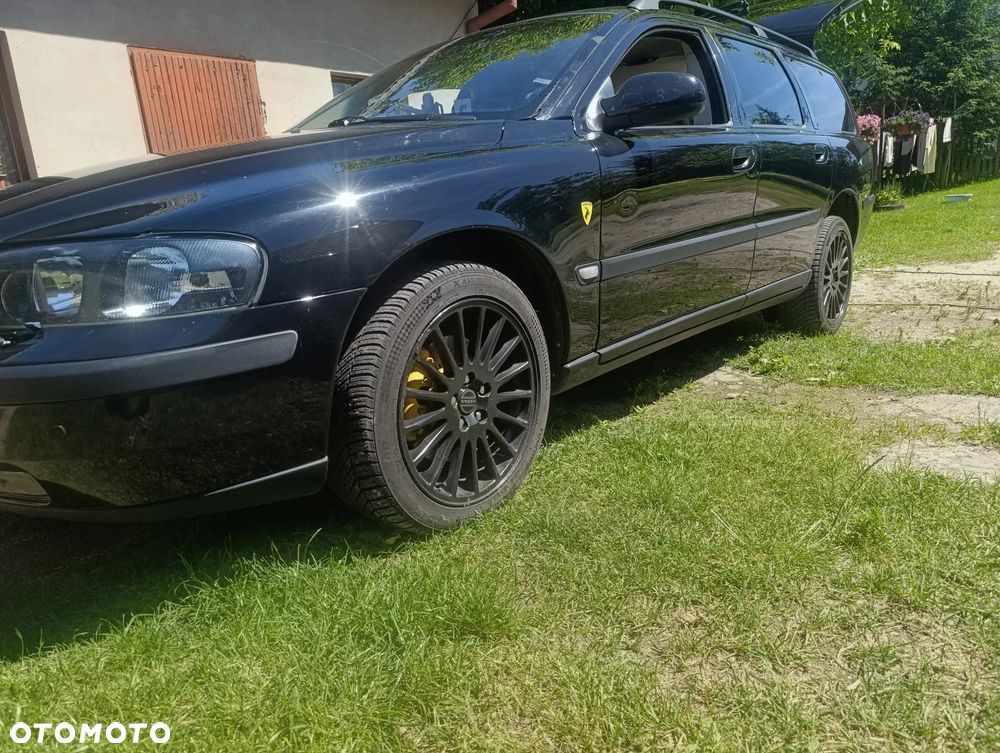 Volvo V70 2.5T AWD Comfort - 1