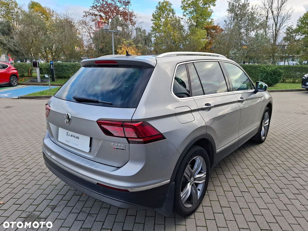 Volkswagen Tiguan - 5