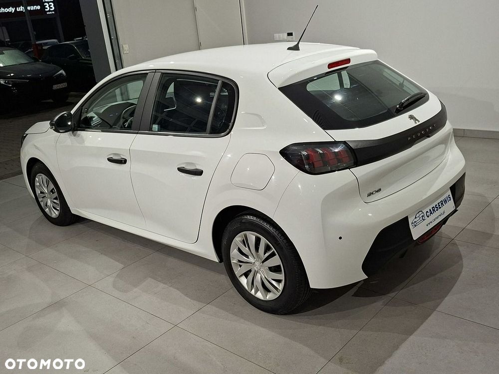 Peugeot 208 - 22