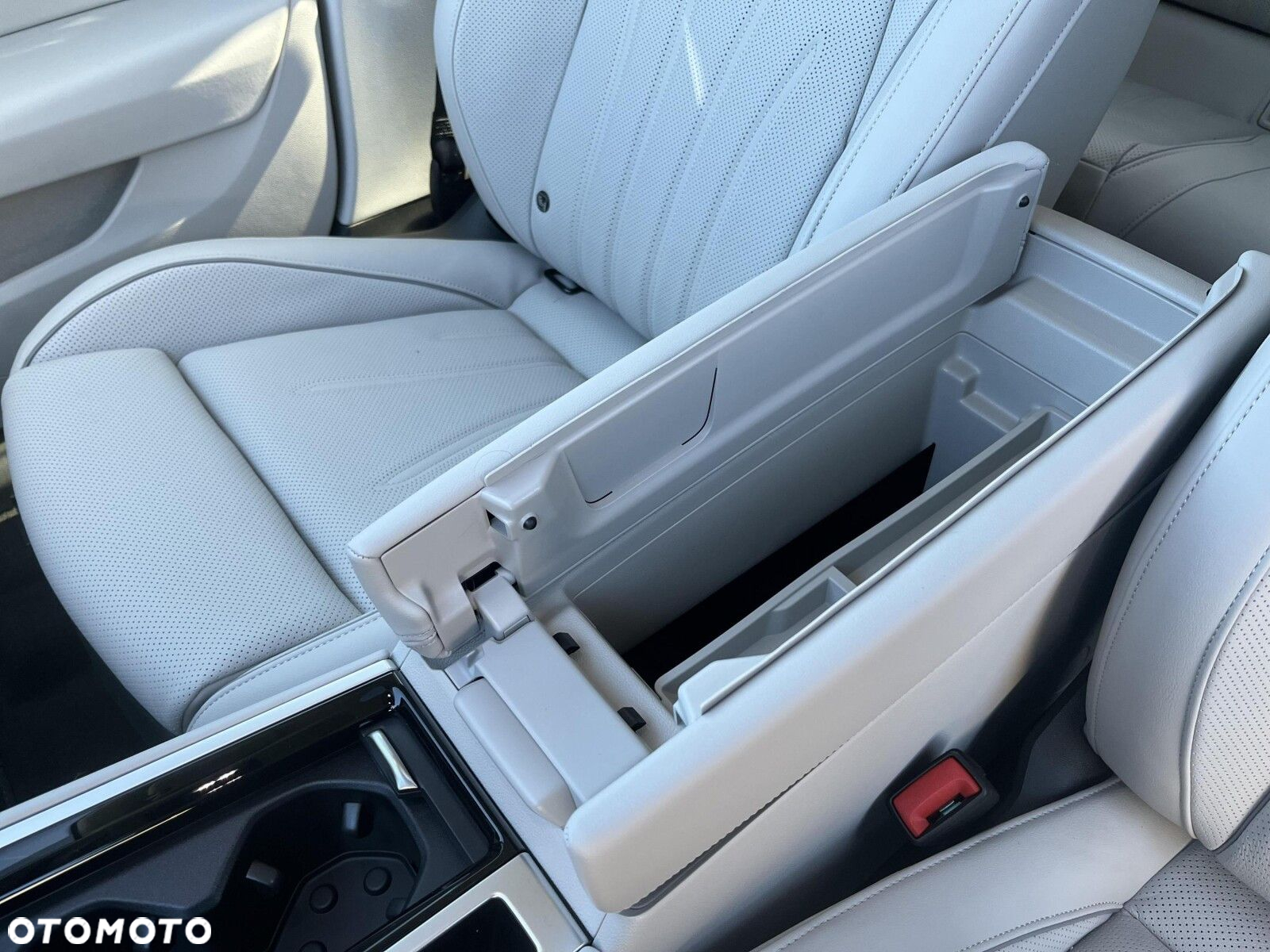 Volkswagen Passat 2.0 TDI SCR Elegance DSG - 37