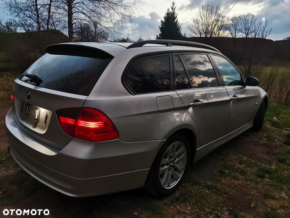 BMW Seria 3 320d - 11