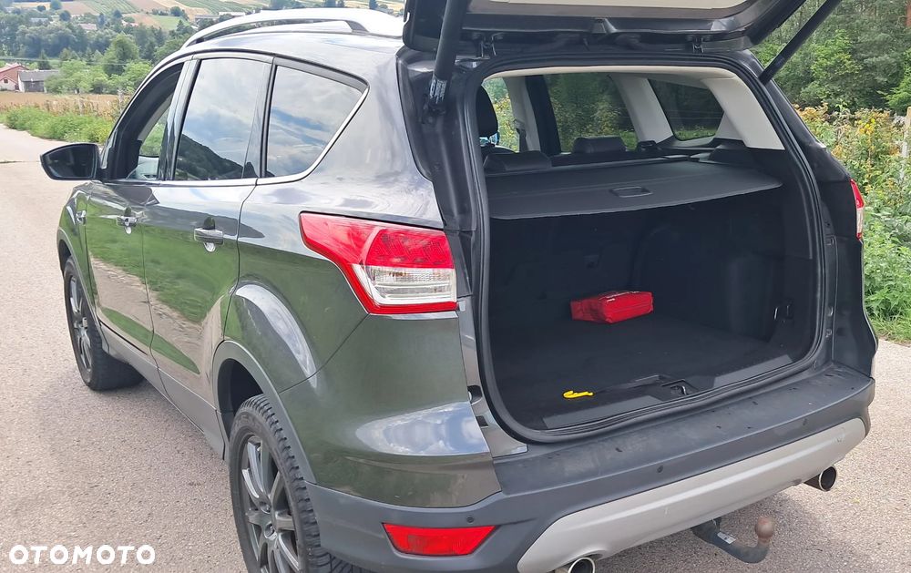 Ford Kuga 2.0 TDCi 4x4 Titanium - 12
