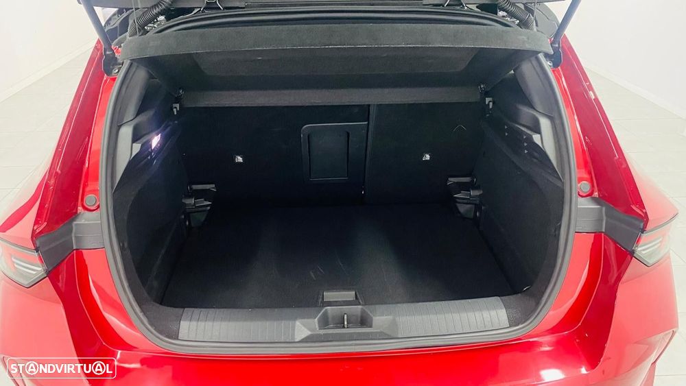 Opel Astra 1.2 T GS - 5