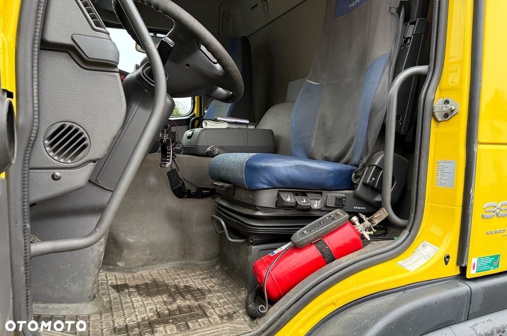 Volvo FM380 6x2 - 28