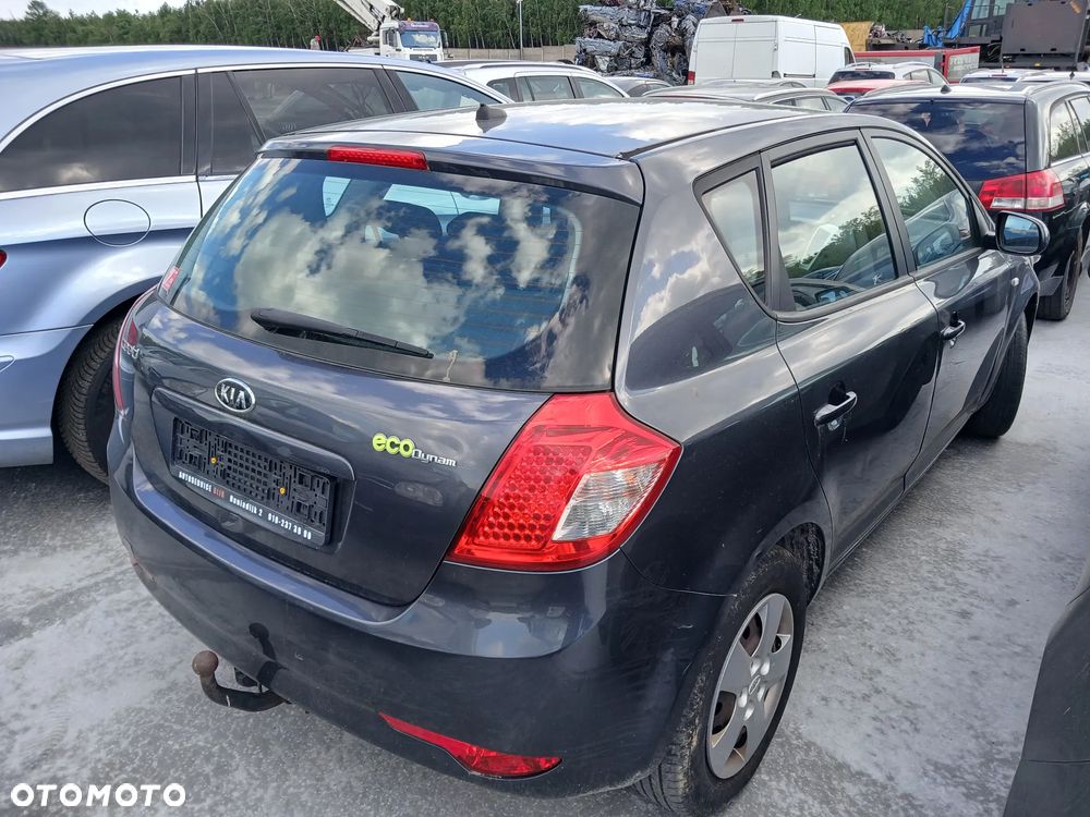 KIA CEED I FL 1.6CRDI D4FB LAK 5K CAŁA NA CZĘŚCI CZESCI - 4