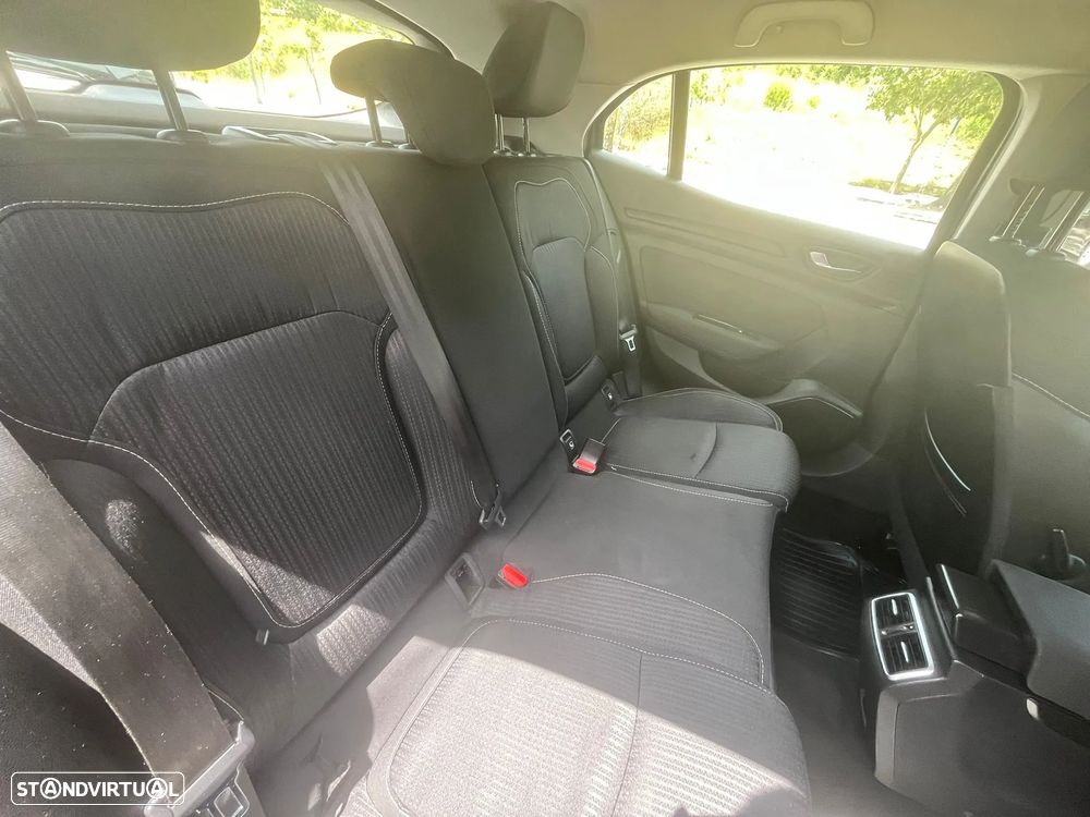 Renault Mégane BLUE dCi 115 ZEN - 10
