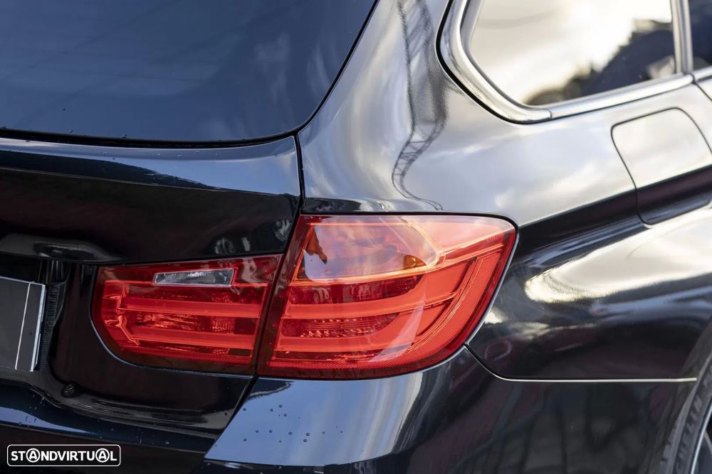 BMW 320 d Auto Pack M - 29