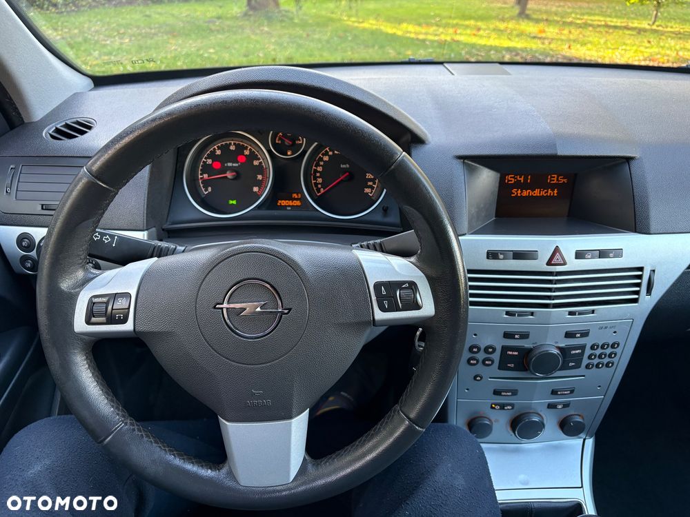 Opel Astra - 24
