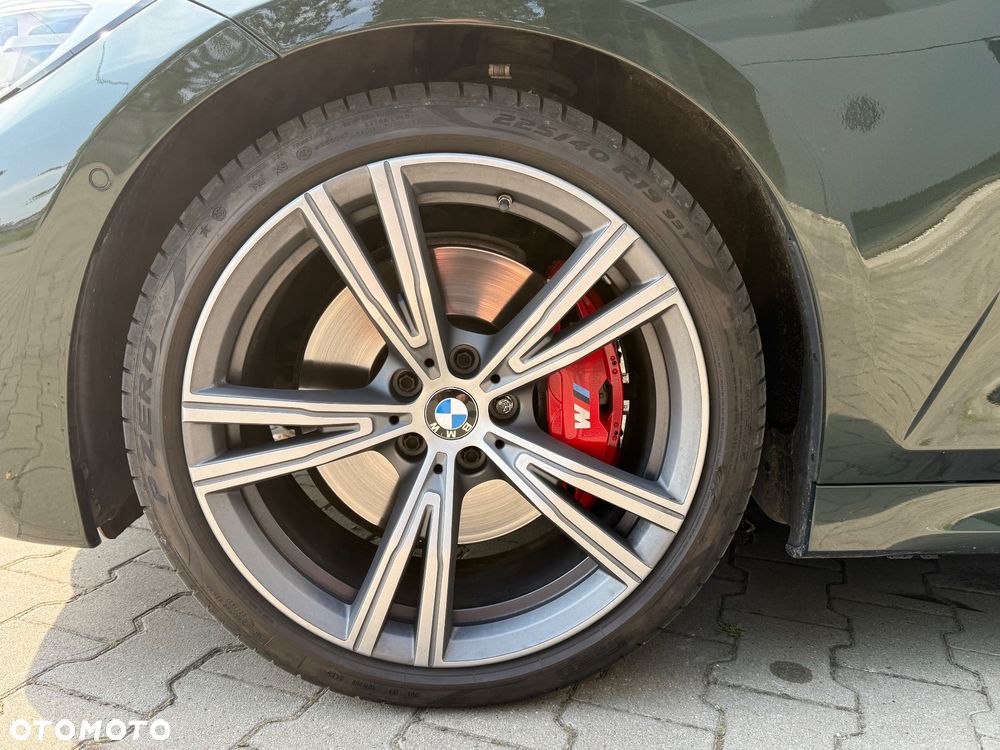 BMW Seria 3 330i xDrive M Sport sport - 32