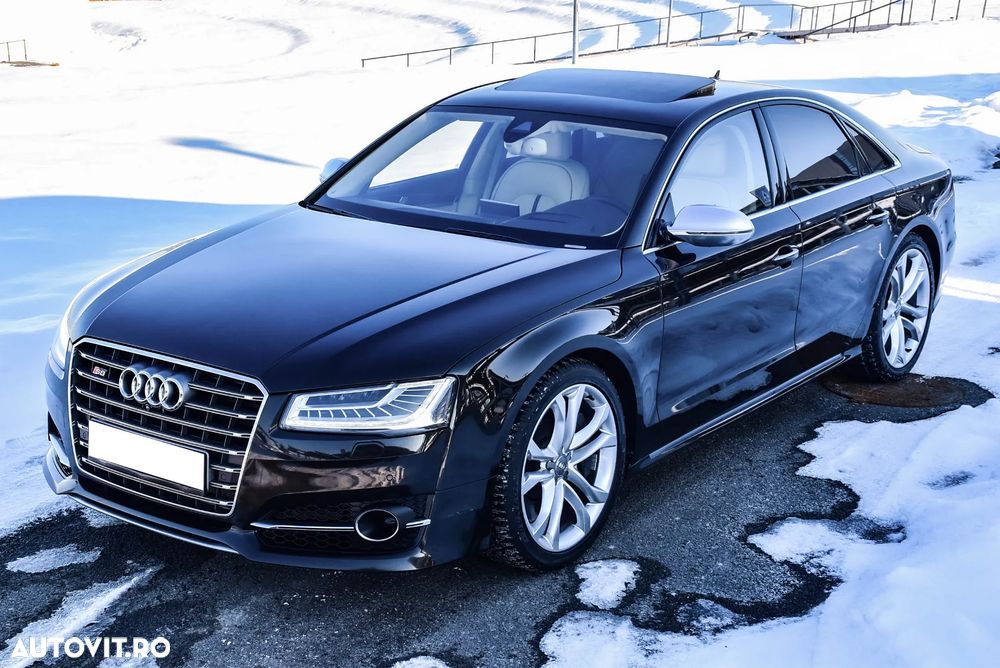 Audi S8 - 11