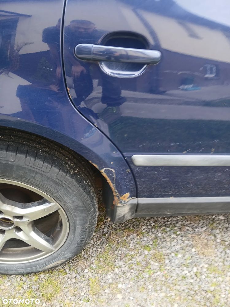 Volkswagen Passat - 12