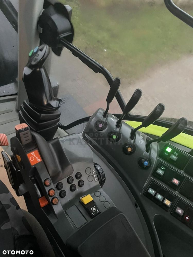 Claas Arion 650 Hexashift - 13