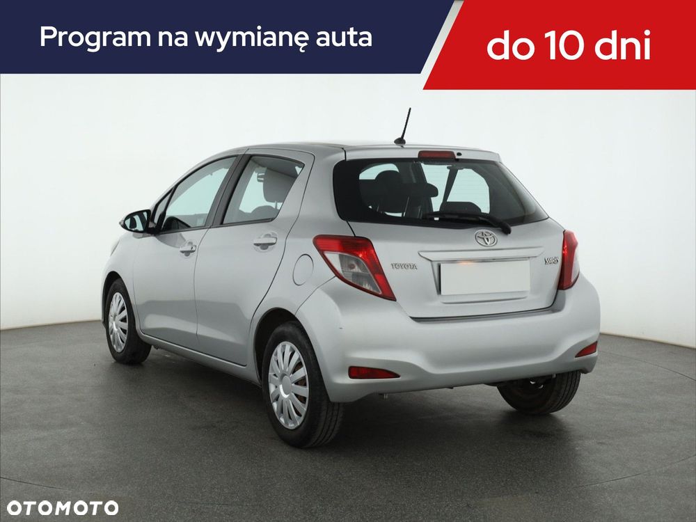 Toyota Yaris - 6