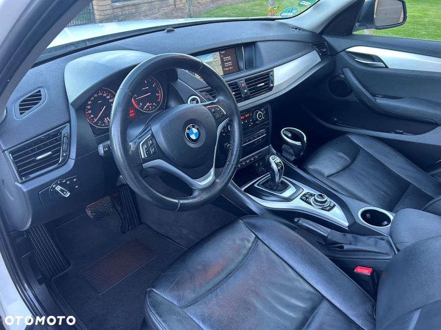 BMW X1 xDrive20d Sport Line - 10