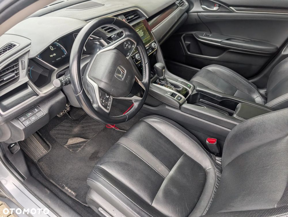 Honda Civic 1.5 T Executive CVT - 31