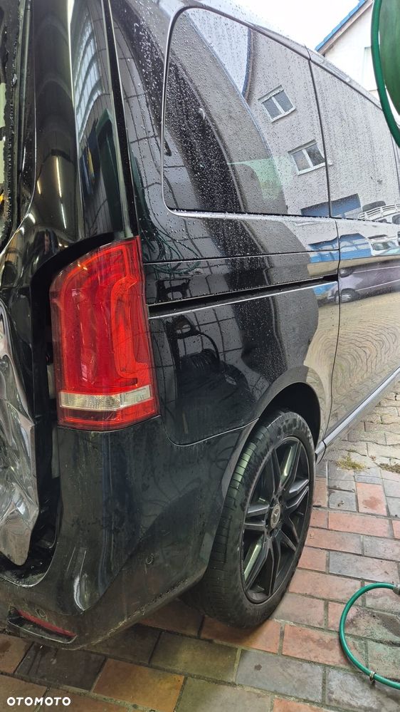 Mercedes-Benz Klasa V 300 d kompakt 9G-TRONIC Style - 19