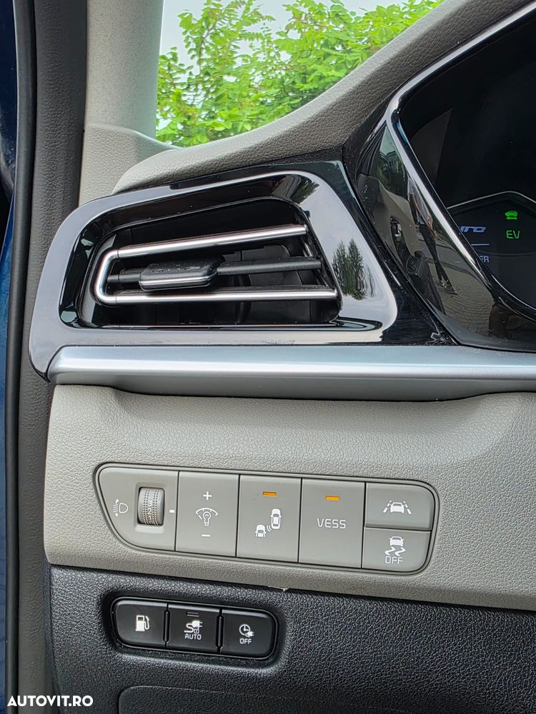 Kia Niro 1.6 GDI PHEV 2WD Aut. Edition 7 - 13