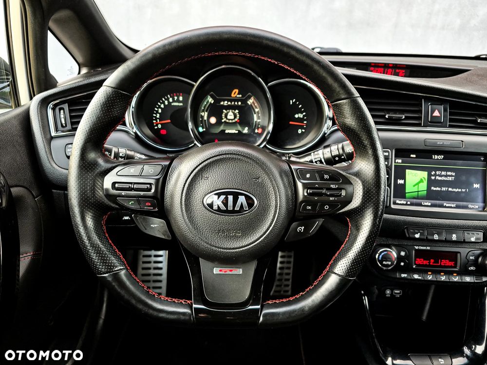 Kia Ceed 1.6 T-GDI GT - 19