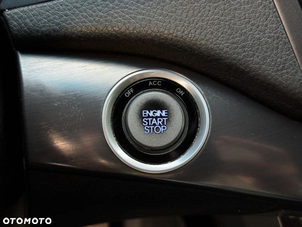 Hyundai i40 1.7 CRDi Comfort + - 19