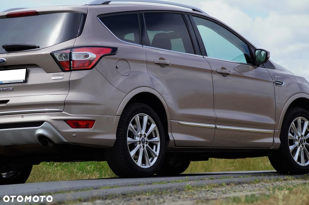 Ford Kuga - 12
